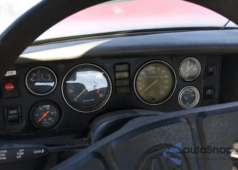 1978 Mg Mgb z USA, uszkodzony, nr VIN GHN5UJ458008G